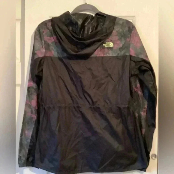The North Face windbreaker lightweight Jacket Colors: black/dusty mauve S:Medium - Picture 2 of 7